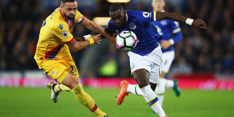 Cả hai đều không thiếu quá nhiều cầu thủ quan trọng